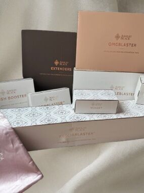 Ashley Black Set Inc. OMGBlaster & FacialBlaster Set Rose Gold & White 8+ TOOLS